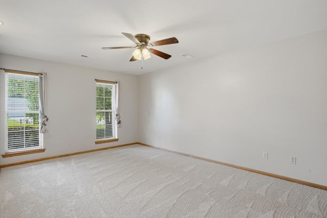 206 W OAKS DR, Ashland, MO 65010