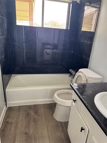 815 Klare Avenue, Rosenberg, TX 77471