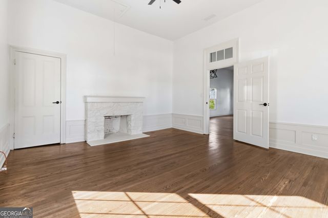 6860 Main Street, Lithonia, GA 30058