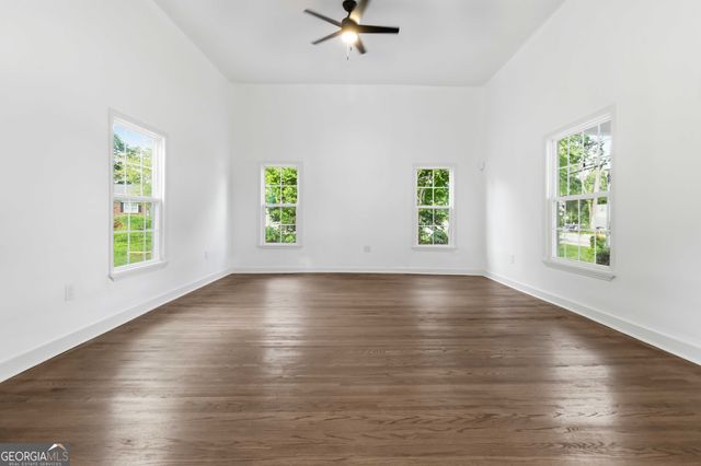 6860 Main Street, Lithonia, GA 30058