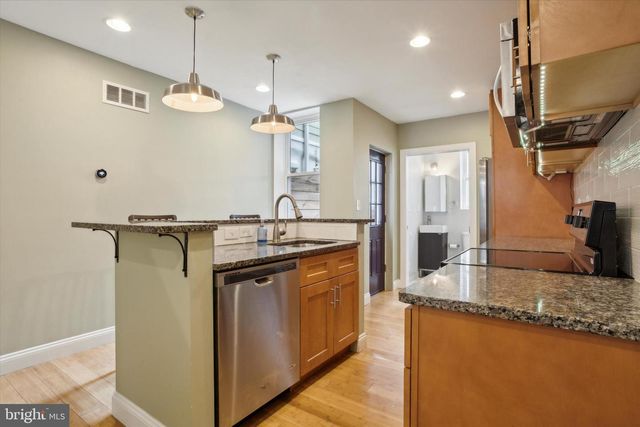 2053 MARTHA ST, Philadelphia, PA 19125