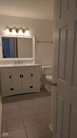 5065 Emmert Drive, Indianapolis, IN 46221