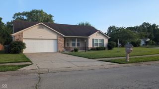5065 Emmert Drive, Indianapolis, IN 46221
