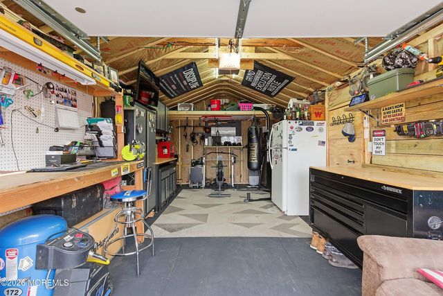 137 Spray Avenue, Beachwood, NJ 08722