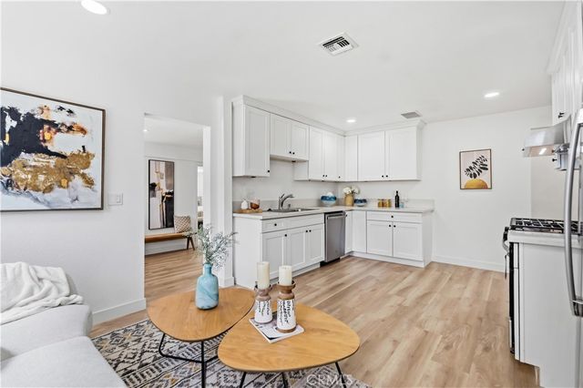 332 Chester Place, Pomona, CA 91768