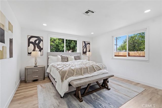 332 Chester Place, Pomona, CA 91768