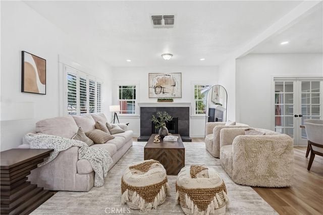332 Chester Place, Pomona, CA 91768
