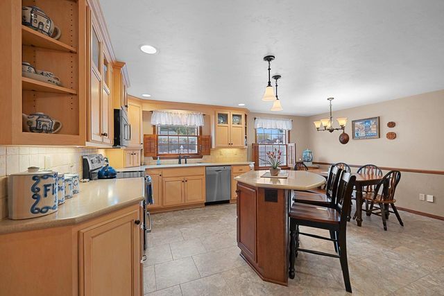 1420 SHANNON STREET, Green Bay, WI 54304