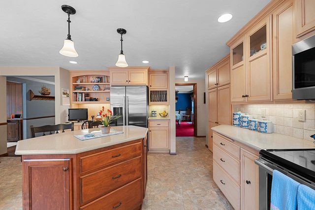 1420 SHANNON STREET, Green Bay, WI 54304