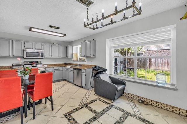 1619 Collin Drive, Allen, TX 75002