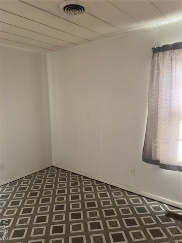 207 Primrose Lane, Fairview Heights, IL 62208