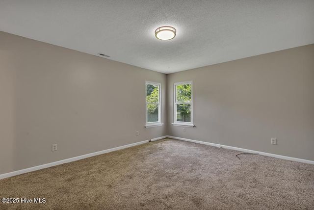 218 Branchwood Drive, Jacksonville, NC 28546