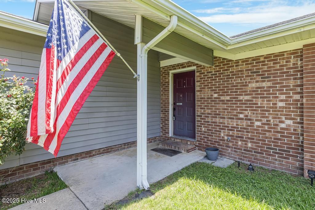 218 Branchwood Drive, Jacksonville, NC 28546
