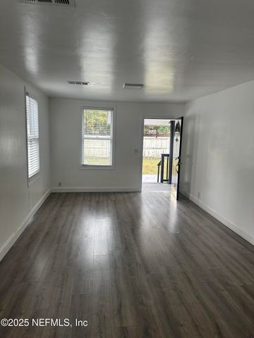 8543 FORT CAROLINE Road, Jacksonville, FL 32277