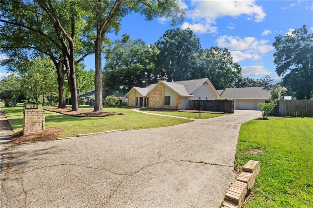 562 Vaughn Drive N, Satsuma, AL 36572 — photo 5