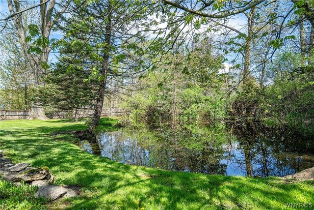 5241 Willowbrook Drive, Clarence, NY 14031