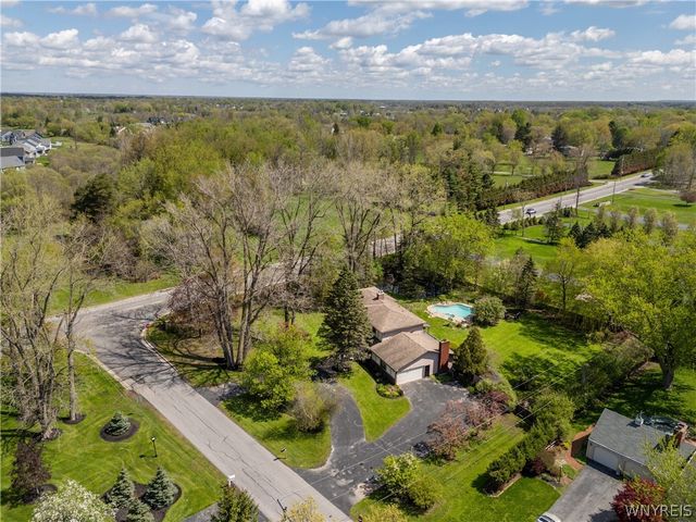 5241 Willowbrook Drive, Clarence, NY 14031
