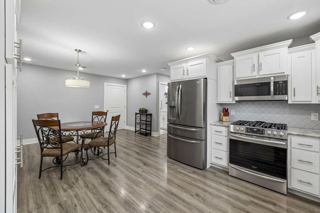 380 Mockingbird Ln, Hartsville, TN 37074