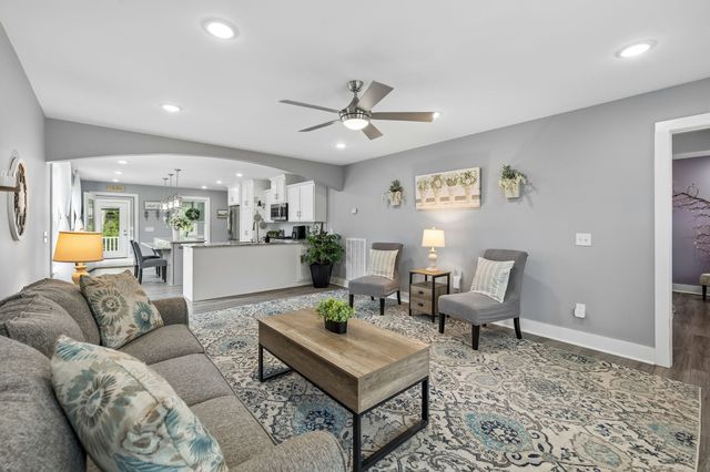380 Mockingbird Ln, Hartsville, TN 37074