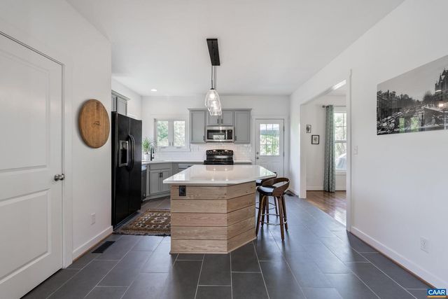 1021 RIDGE ST, Charlottesville, VA 22902