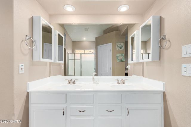 17504 N PHOENICIAN Drive, Surprise, AZ 85374