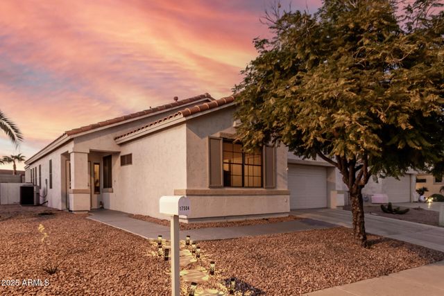 17504 N PHOENICIAN Drive, Surprise, AZ 85374