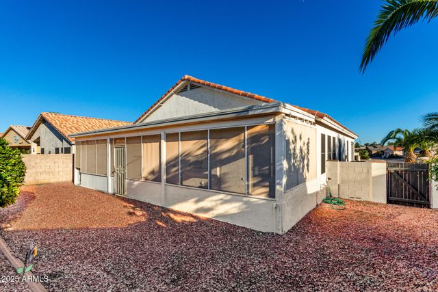 17504 N PHOENICIAN Drive, Surprise, AZ 85374