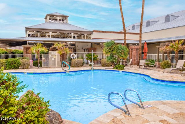 17504 N PHOENICIAN Drive, Surprise, AZ 85374