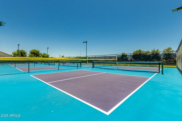 17504 N PHOENICIAN Drive, Surprise, AZ 85374