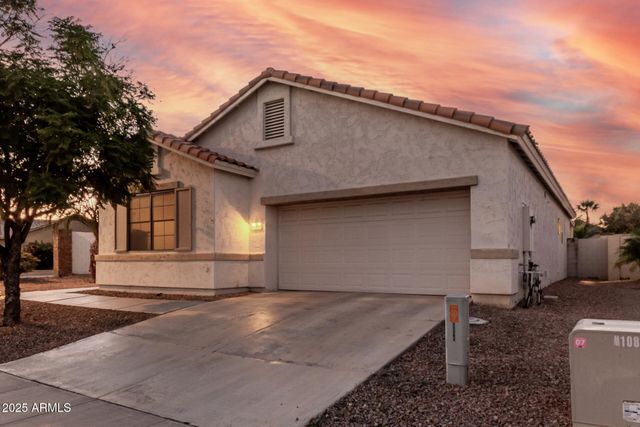 17504 N PHOENICIAN Drive, Surprise, AZ 85374