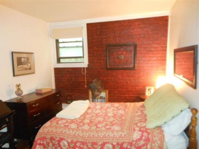 16-18 Walk Hill 6, Boston, MA 02130