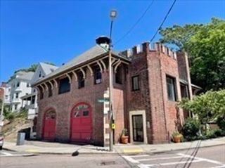 16-18 Walk Hill 6, Boston, MA 02130