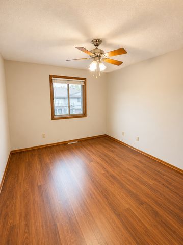 11173 Edgewood Circle N, Champlin, MN 55316