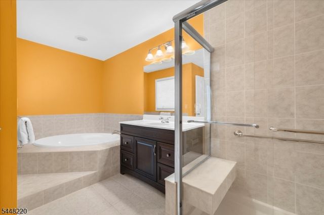 1101 Barley Sheaf Rd, Readington Twp., NJ 08822