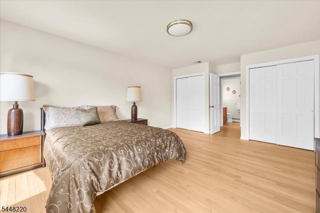 1101 Barley Sheaf Rd, Readington Twp., NJ 08822