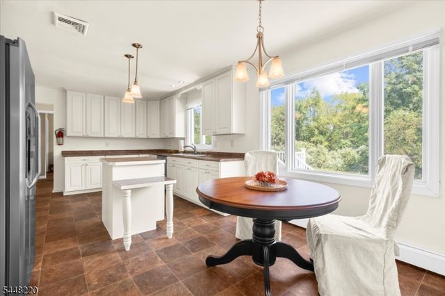1101 Barley Sheaf Rd, Readington Twp., NJ 08822