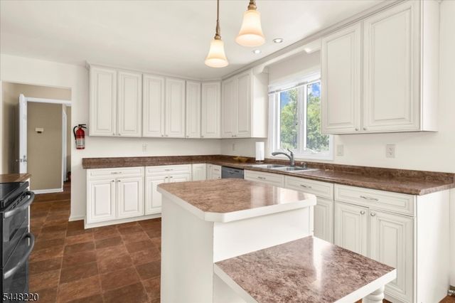 1101 Barley Sheaf Rd, Readington Twp., NJ 08822