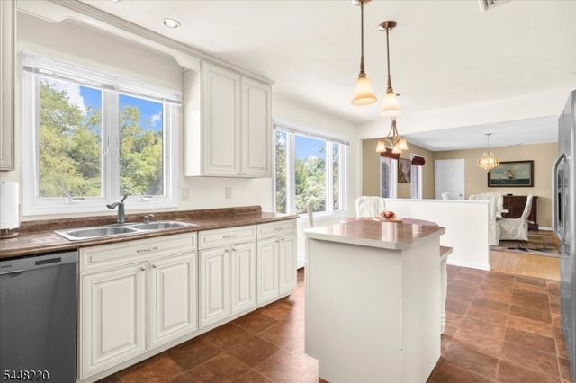 1101 Barley Sheaf Rd, Readington Twp., NJ 08822