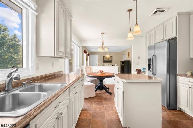 1101 Barley Sheaf Rd, Readington Twp., NJ 08822