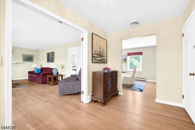 1101 Barley Sheaf Rd, Readington Twp., NJ 08822