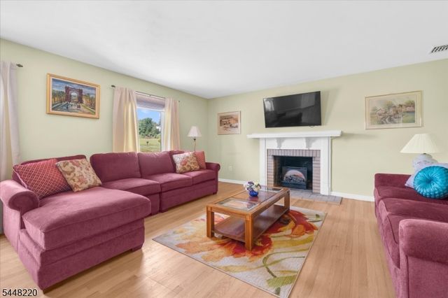 1101 Barley Sheaf Rd, Readington Twp., NJ 08822