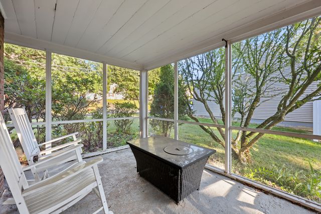 127 Ridgewood Road, East Hartford, CT 06118