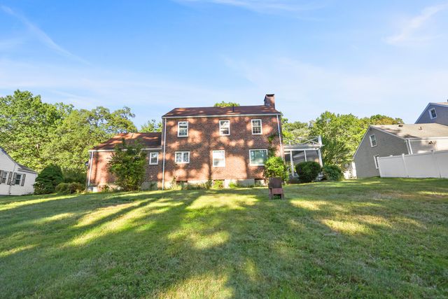 127 Ridgewood Road, East Hartford, CT 06118