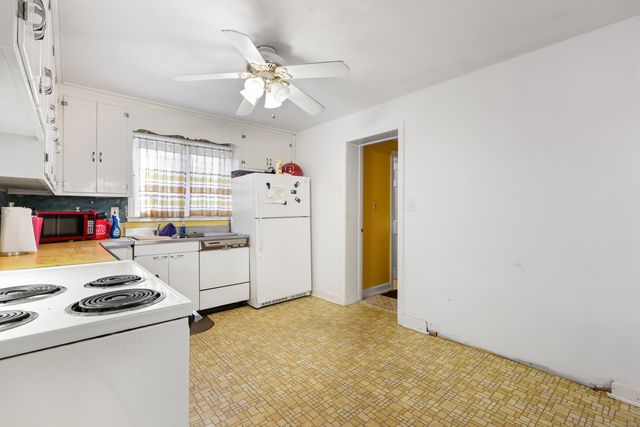 127 Ridgewood Road, East Hartford, CT 06118