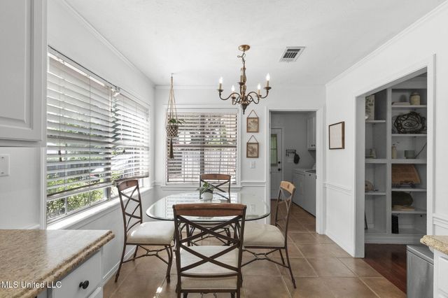 215 Cobblestone Drive, Madison, MS 39110