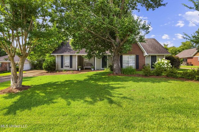 215 Cobblestone Drive, Madison, MS 39110