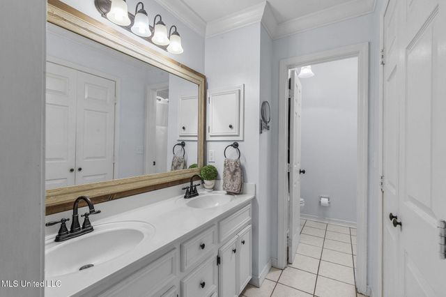 215 Cobblestone Drive, Madison, MS 39110