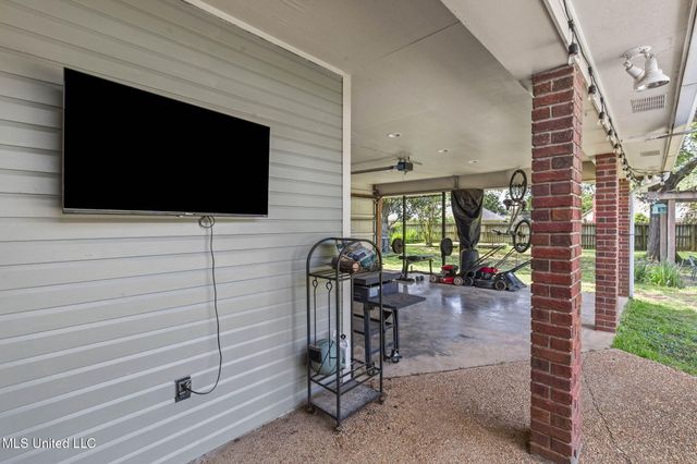 215 Cobblestone Drive, Madison, MS 39110