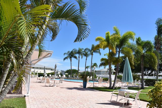 500 Grove Isle Circle 103, Vero Beach, FL 32962