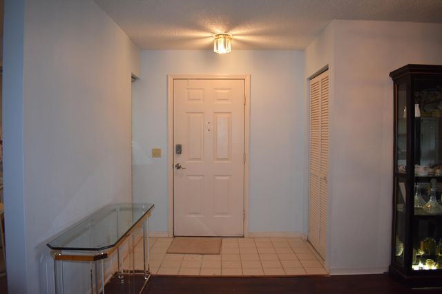 500 Grove Isle Circle 103, Vero Beach, FL 32962